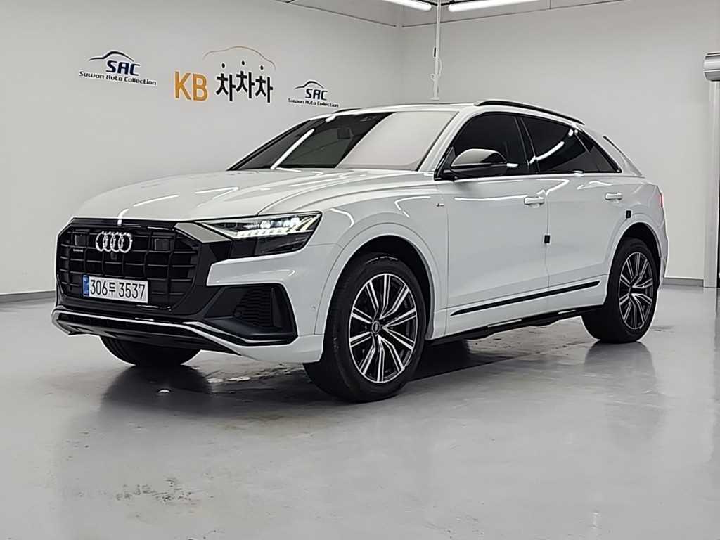 아우디 Q8 55 TFSI 콰트로 프리미엄 사진