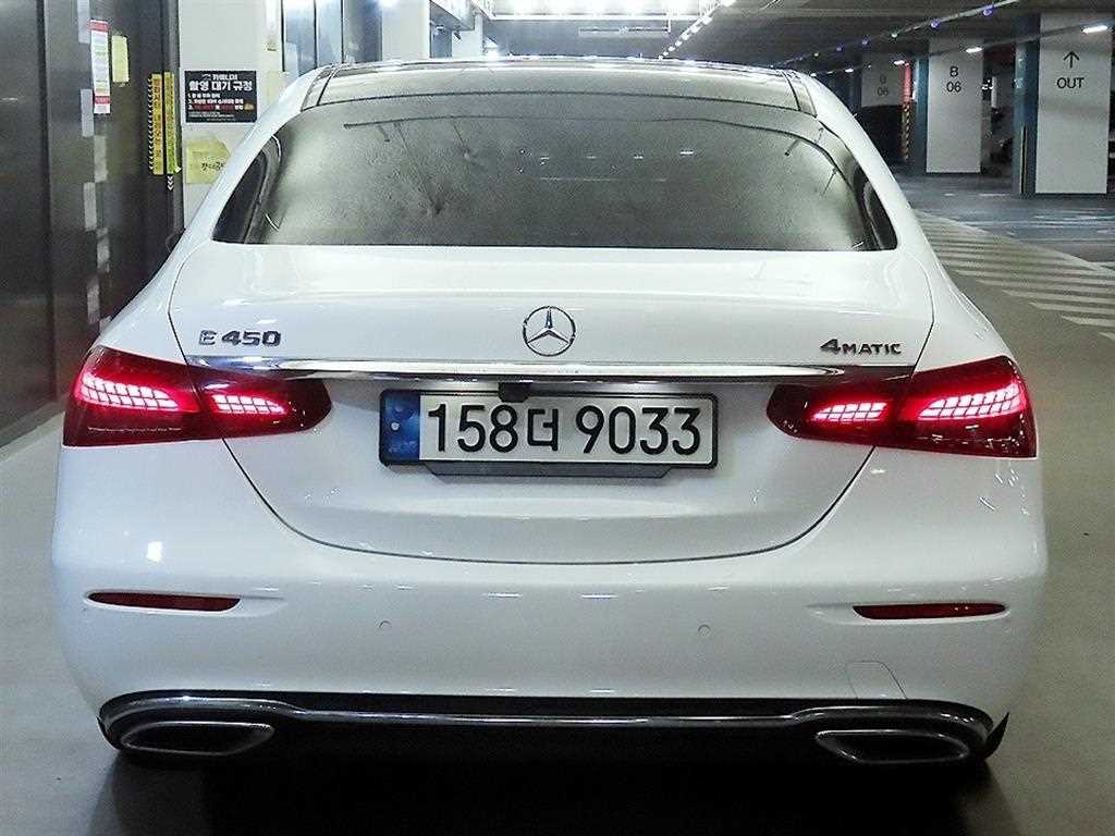 Mercedes Benz E class - Vista 5