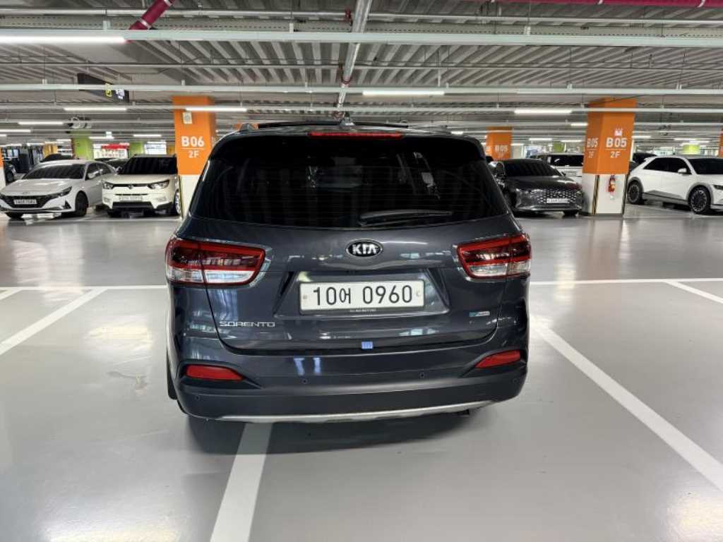 KIA Sorento - Vista 5