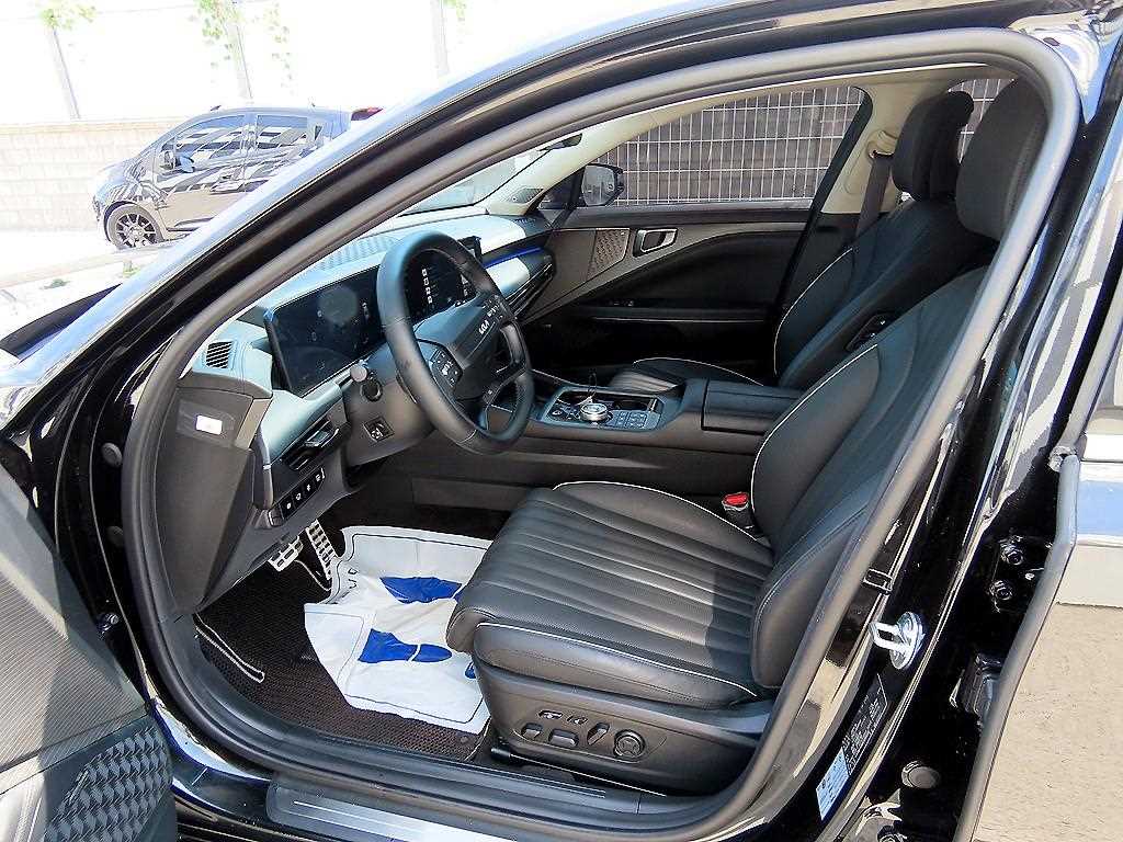 KIA K8 - Vista 5