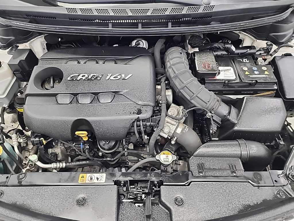 KIA K3 - Vista 5
