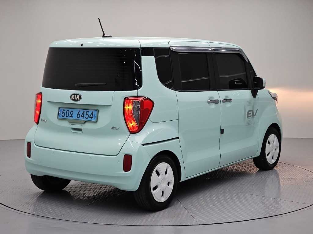 KIA Ray - Vista 4
