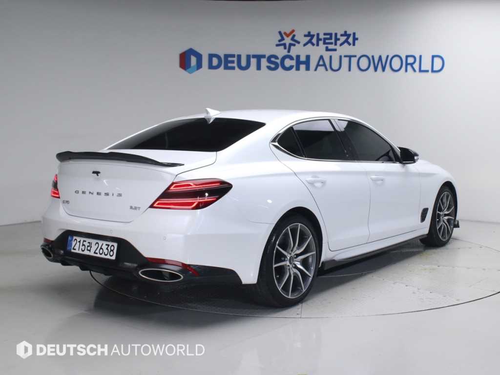 Genesis G70 Gasoline 3.3T 2WD — фото 2