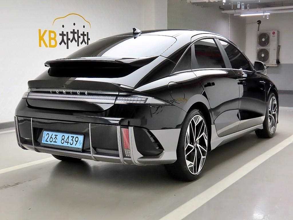 HYUNDAI Ioniq 6 - Vista 4