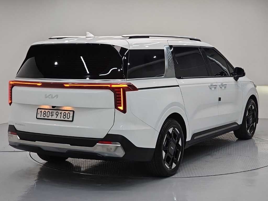 KIA Carnival - Vista 4
