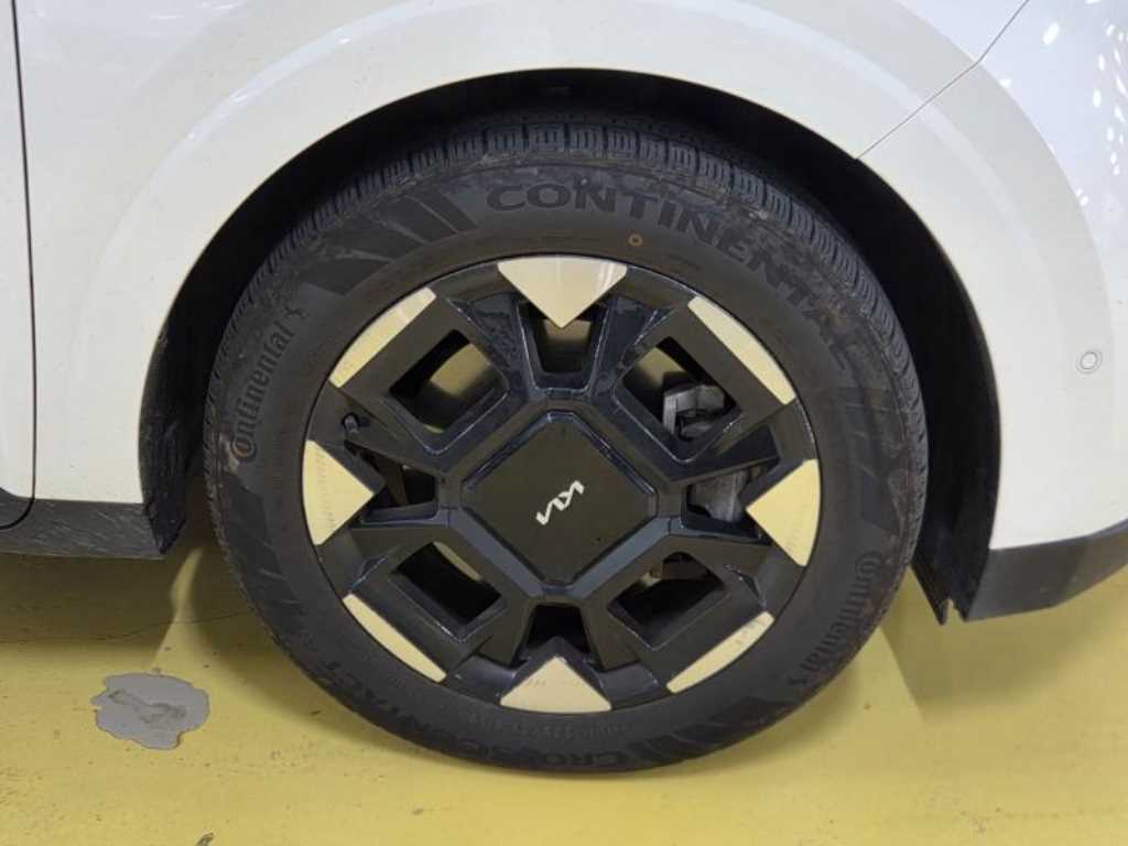 KIA Carnival - Vista 5
