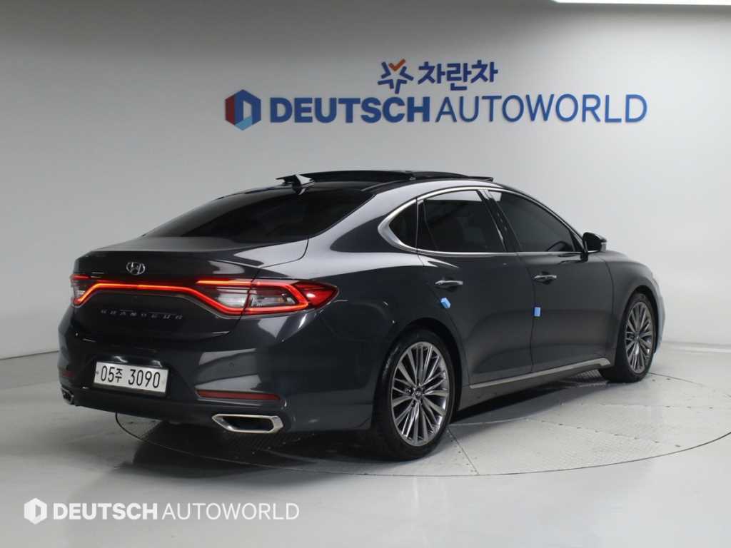현대 그랜저 2.4 GDI 프리미엄 스페셜 사진 2/20