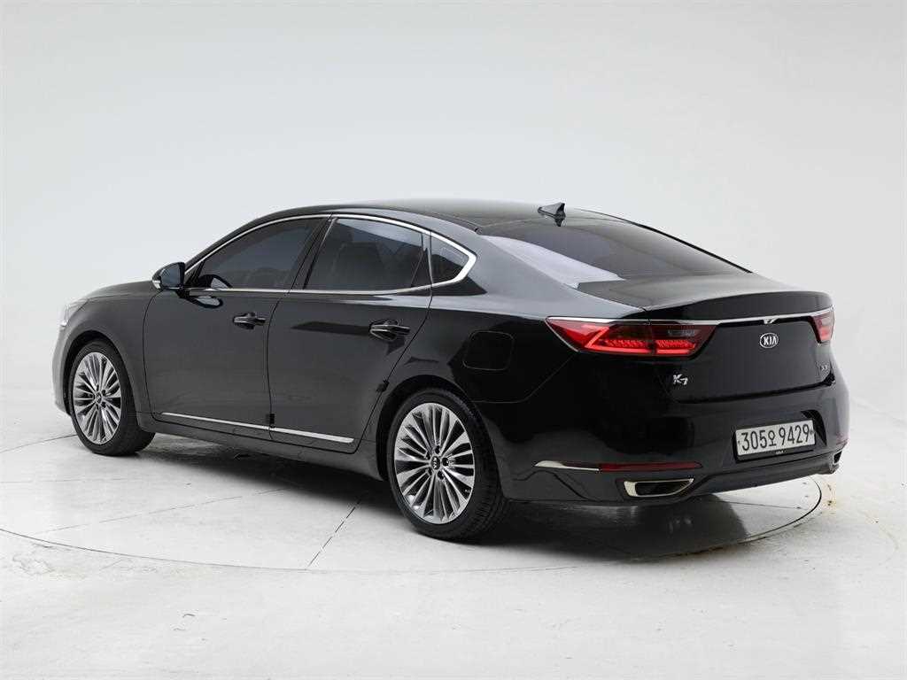 KIA K7 - Vista 4