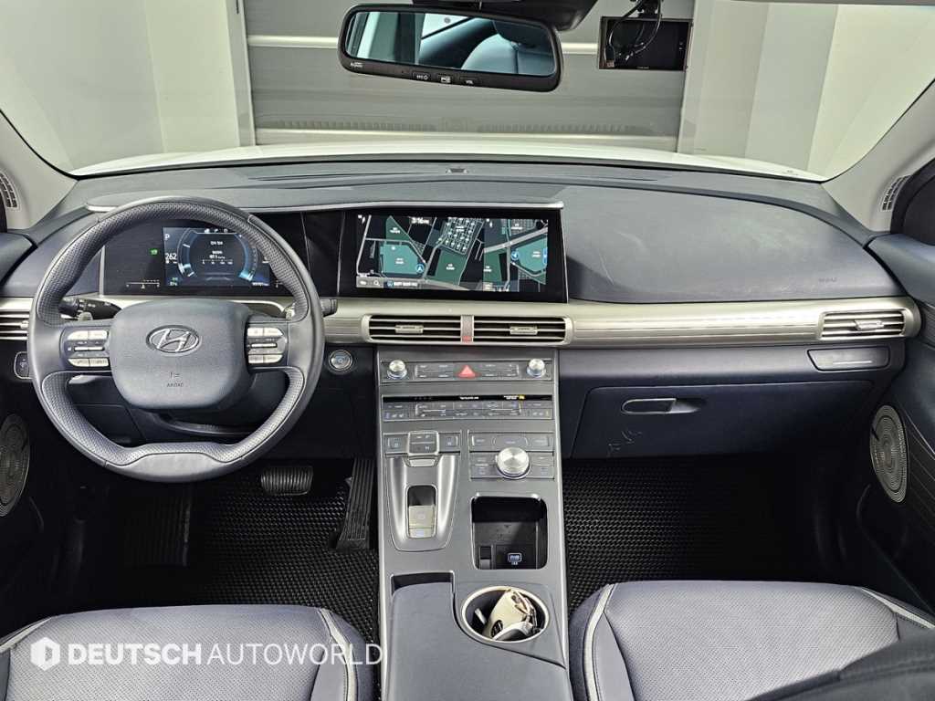 Hyundai Nexo Premium 8