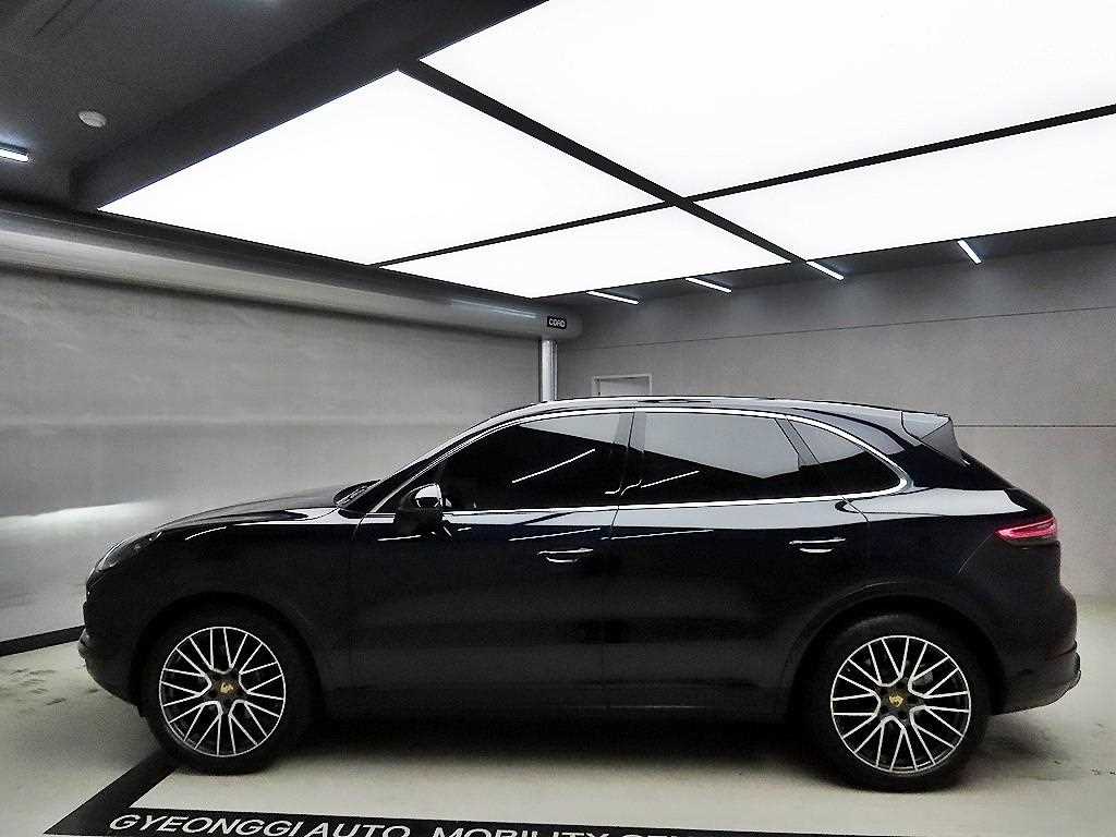 Porsche Cayenne - Vista 4