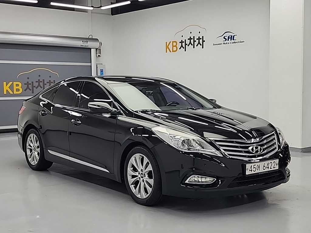 HYUNDAI Grandeur - Vista 4