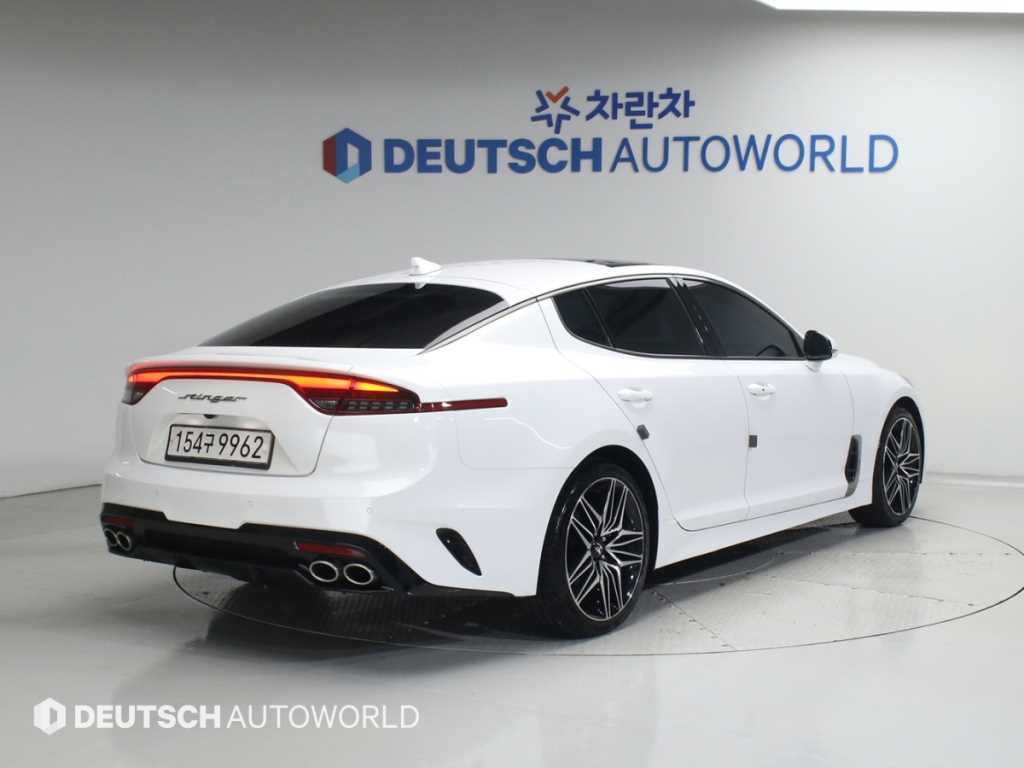 기아 스팅어 2WD 2.5 플래티넘 사진 2/20