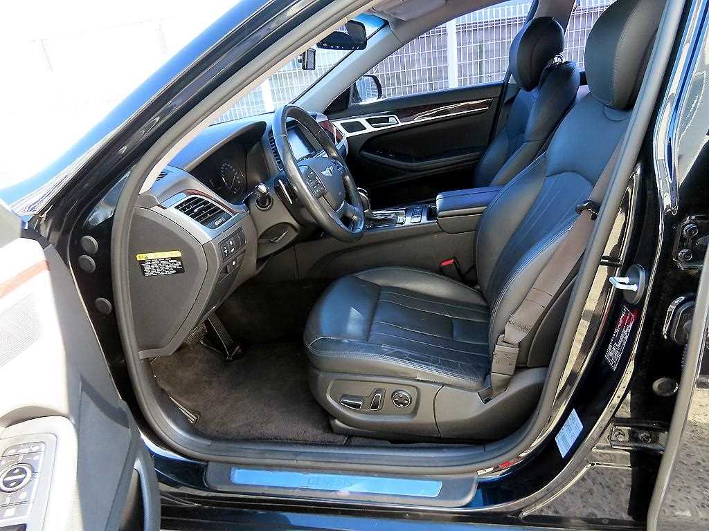 HYUNDAI Genesis 2016 Negro - Importación desde Corea - HF Imports Iquique - Foto 13