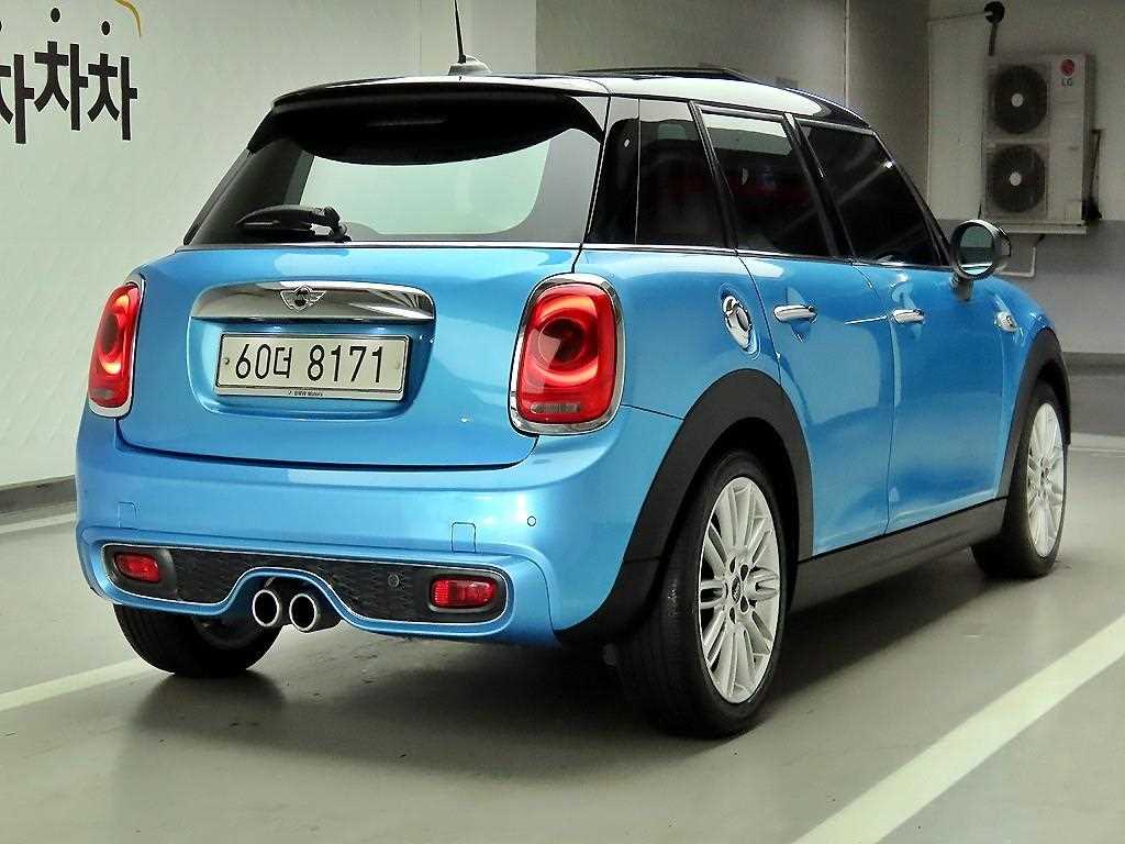 Mini Cooper - Vista 4
