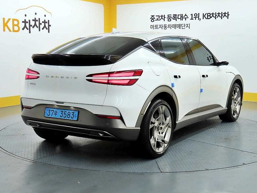 Genesis GV60 - Vista 4