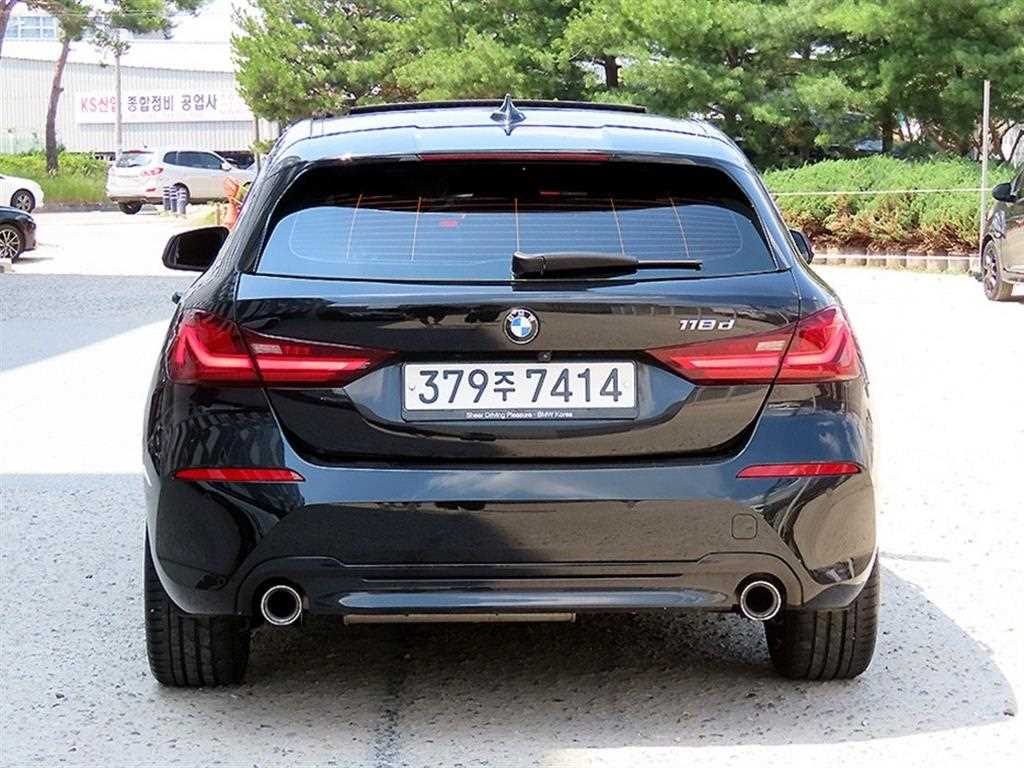 BMW 1 series - Vista 4
