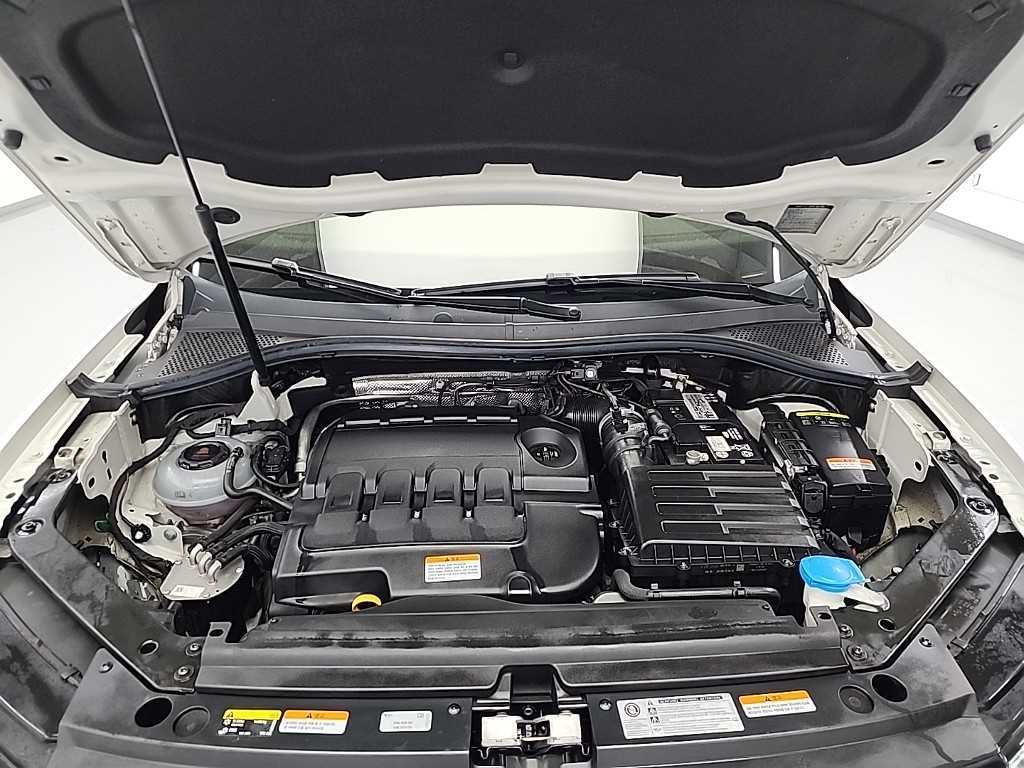 Volkswagen Tiguan - Vista 5