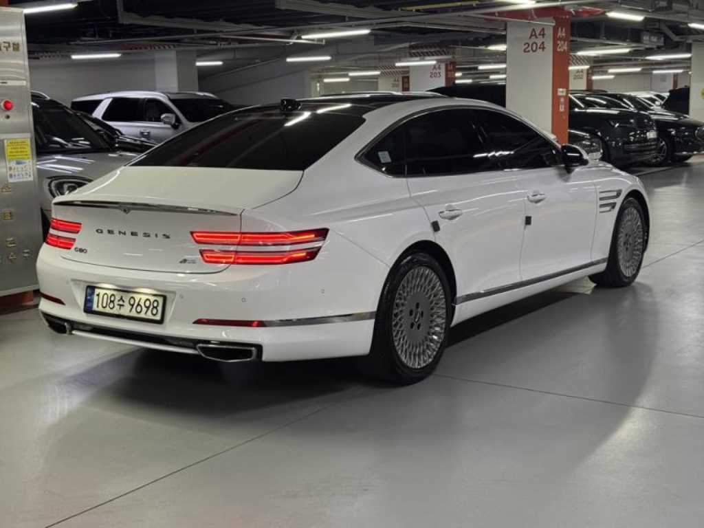Genesis G80 - Vista 4
