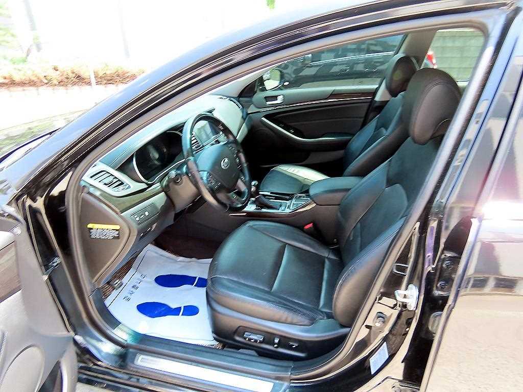 KIA K7 - Vista 5
