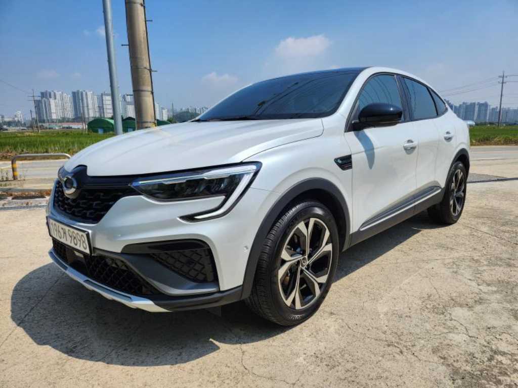 Renault XM3 1.6 GTe E-TECH Inspire 9
