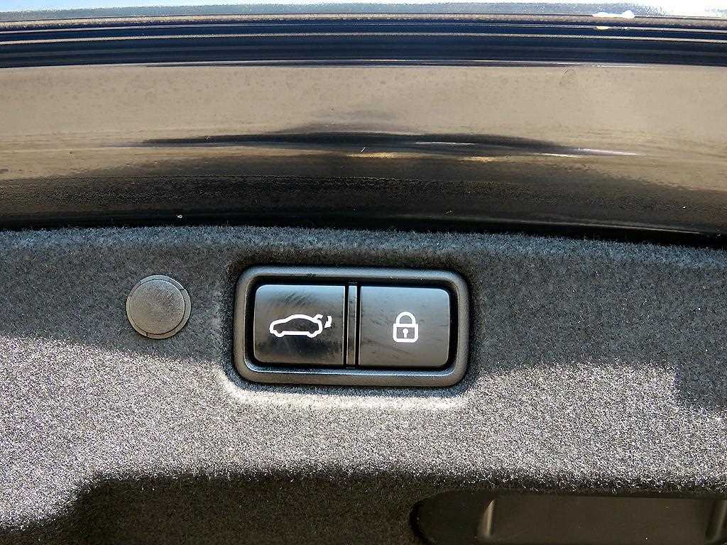 KIA K7 - Vista 5
