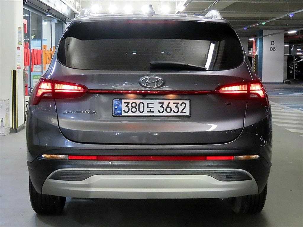 HYUNDAI Santa Fe - Vista 5