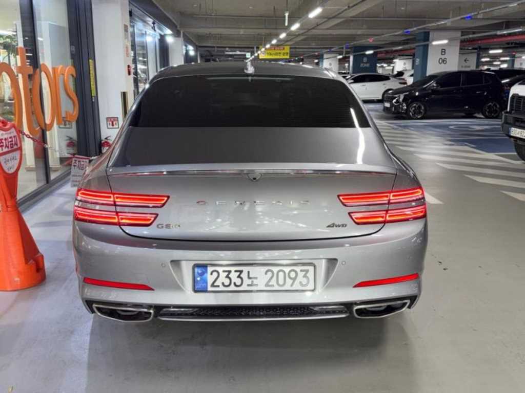 Genesis G80 - Vista 5