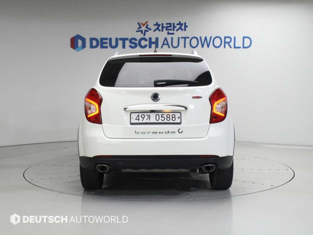 Ssangyong Korando - Vista 4