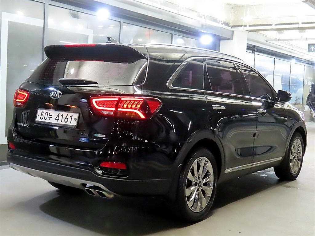 KIA Sorento - Vista 4