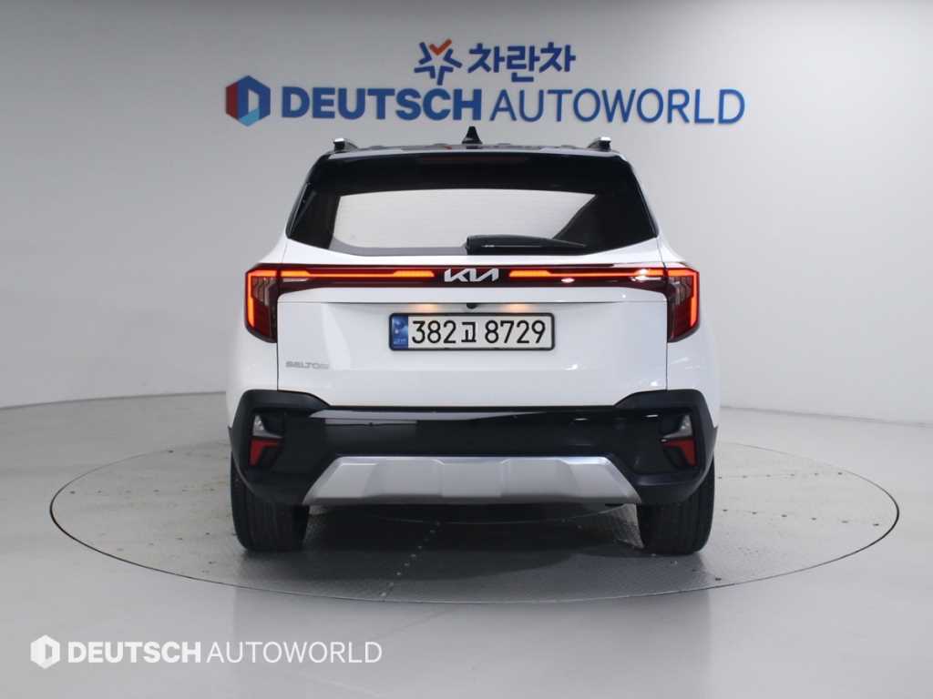 KIA Seltos - Vista 4