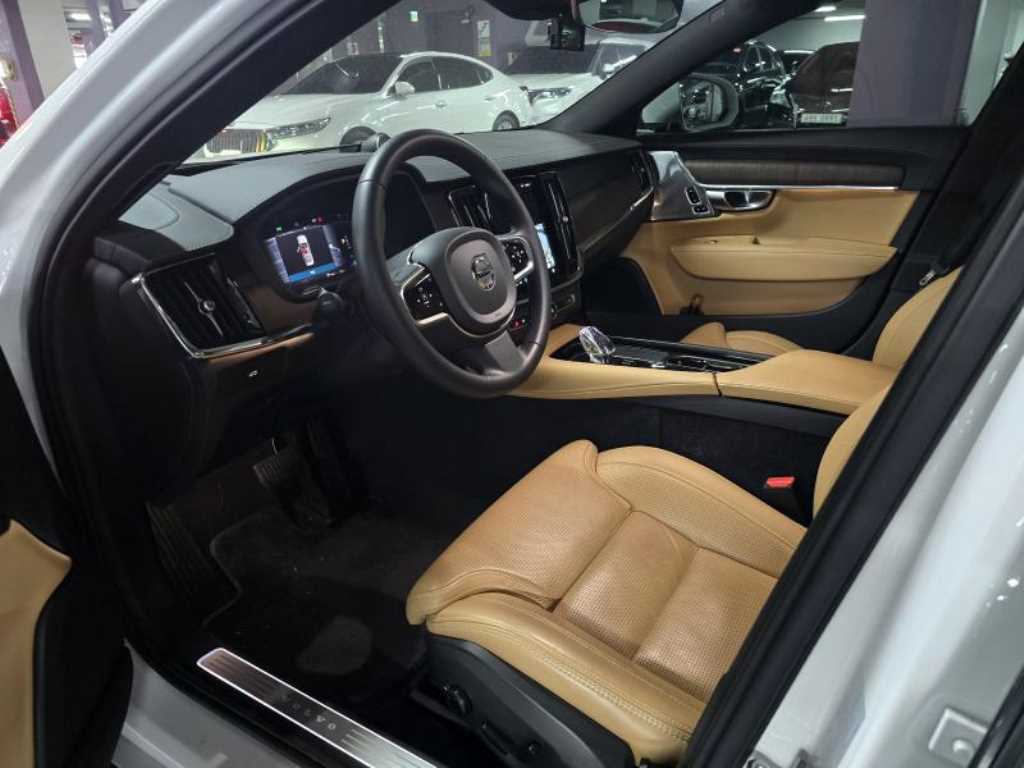 Volvo S90 - Vista 5