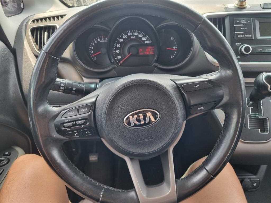 KIA Ray - Vista 4