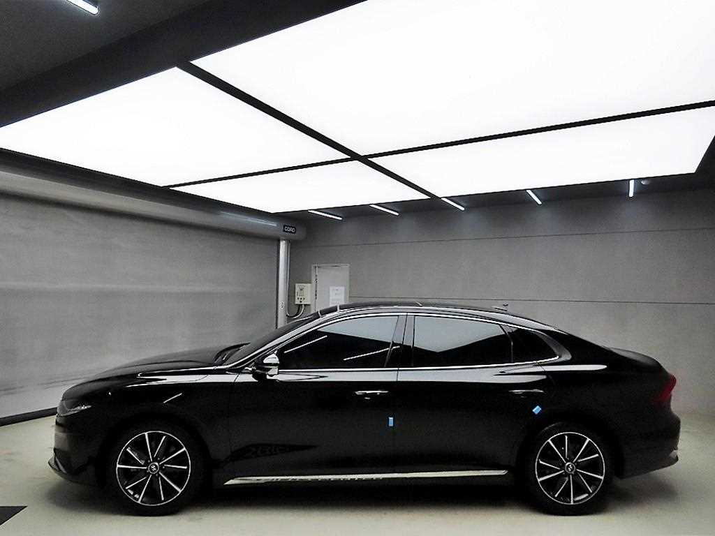 HYUNDAI Grandeur - Vista 4