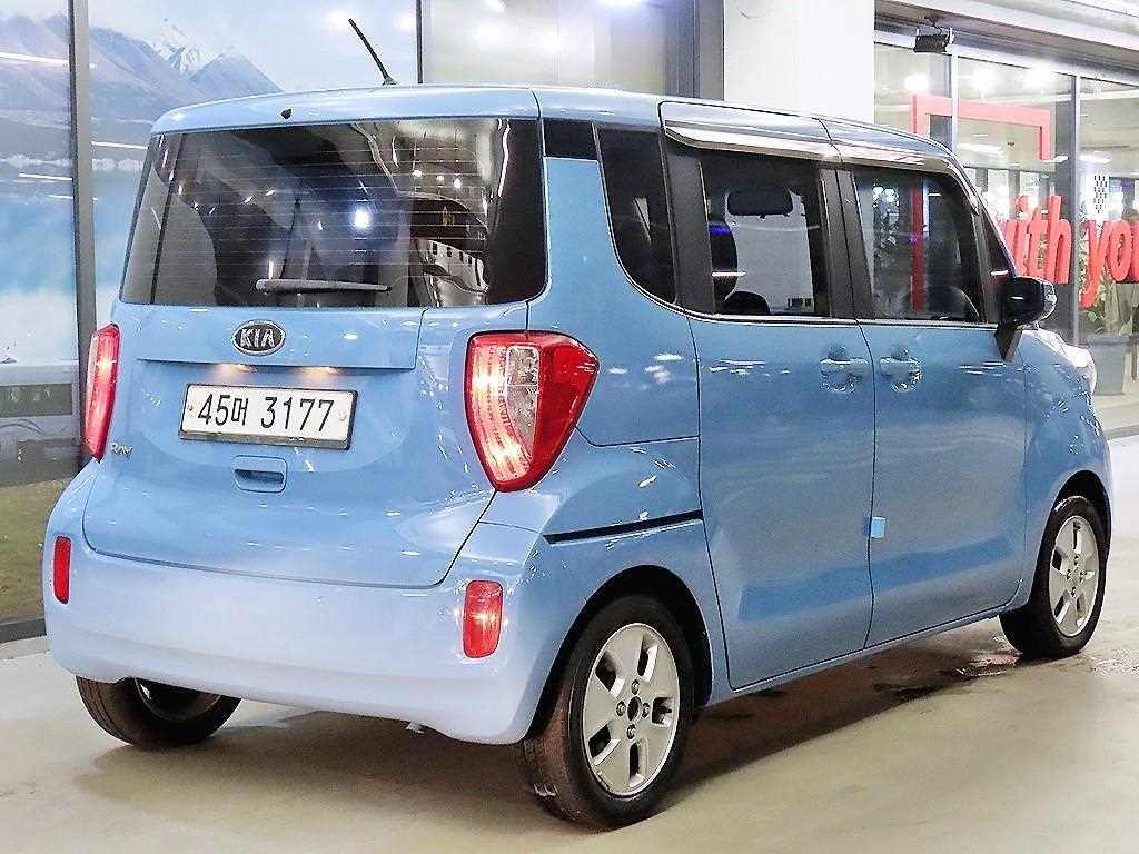 KIA Ray - Vista 4