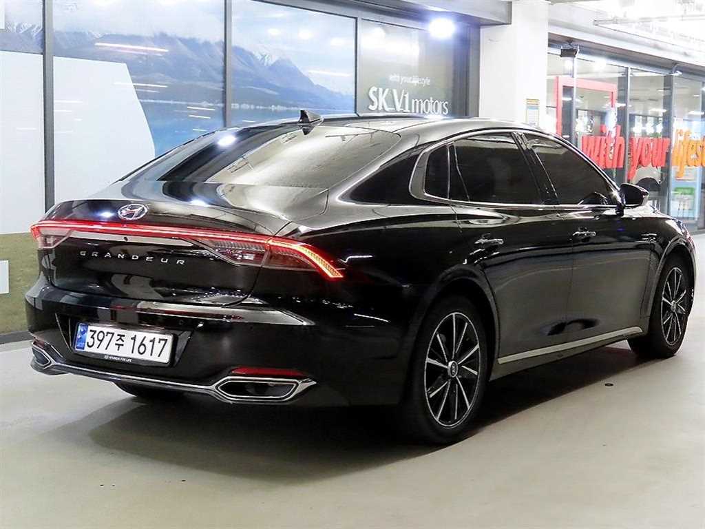 HYUNDAI Grandeur - Vista 4