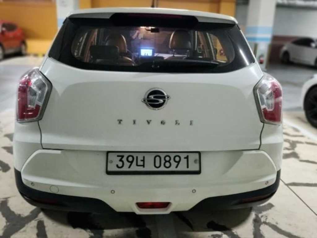 KG Mobility (Ssangyong) Tivoli Gasoline VX 10
