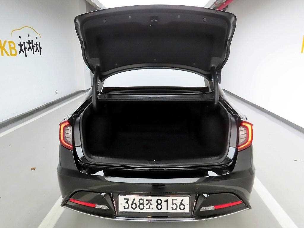 HYUNDAI Sonata - Vista 5
