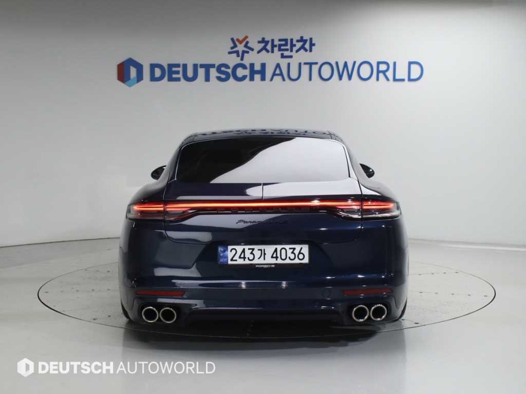 Porsche Panamera - Vista 5