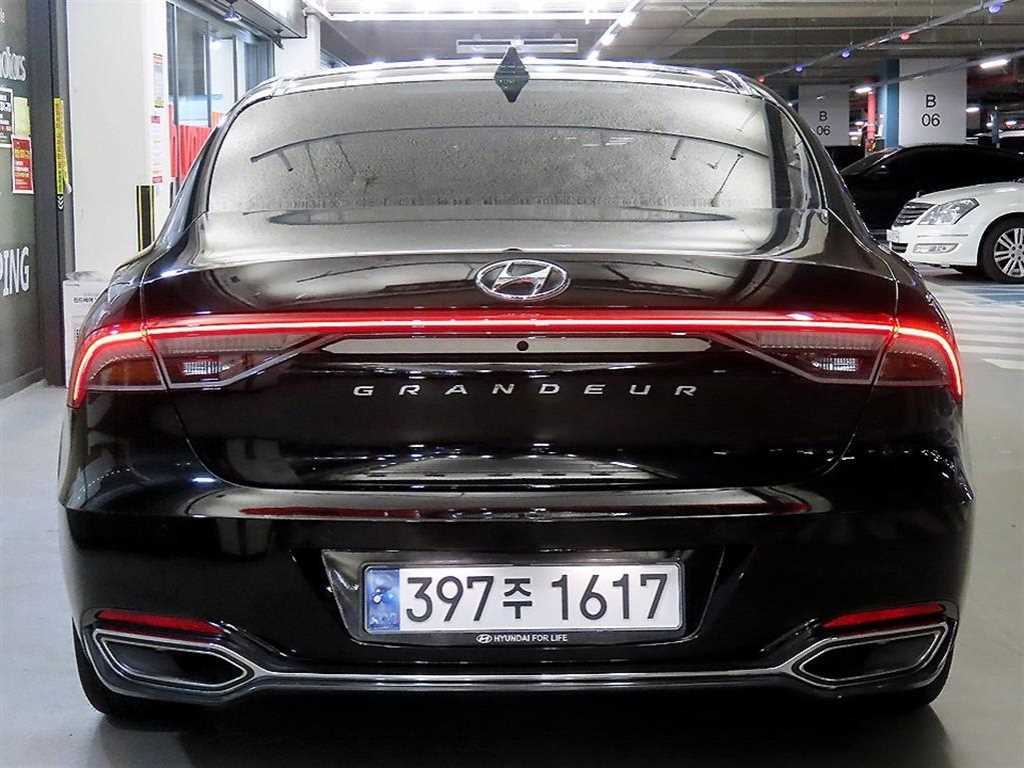 HYUNDAI Grandeur - Vista 5