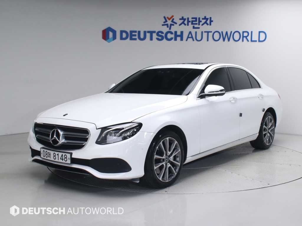 E-클래스 W213 E300 4MATIC 아방가르드 2019년식