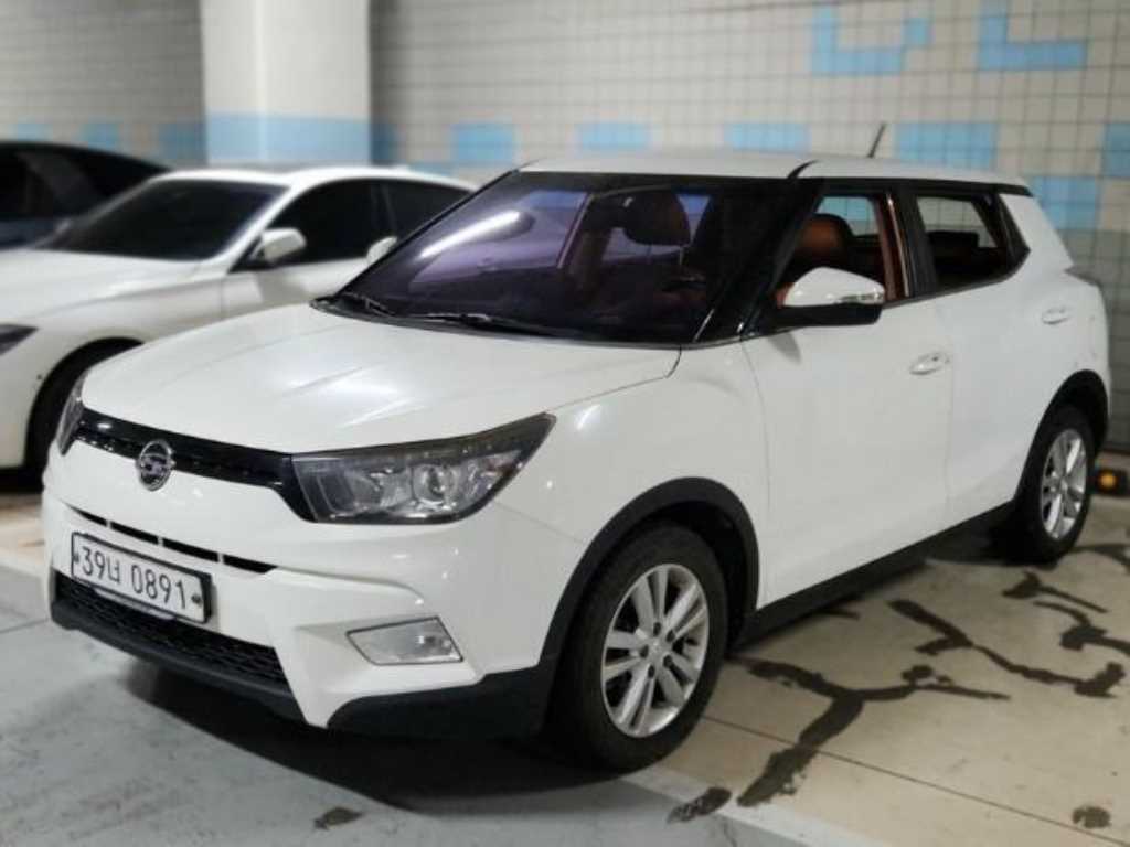 KG Mobility (Ssangyong) Tivoli Gasoline VX 9