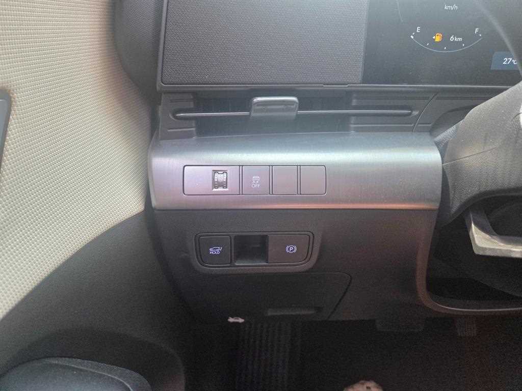 HYUNDAI Kona - Vista 4