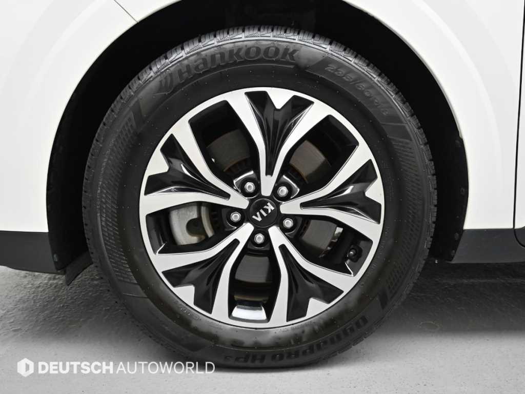 KIA Carnival - Vista 5