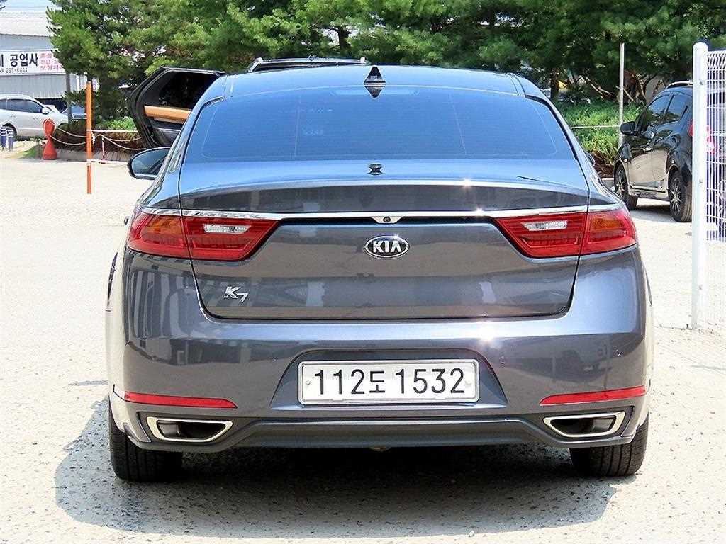 KIA K7 - Vista 4