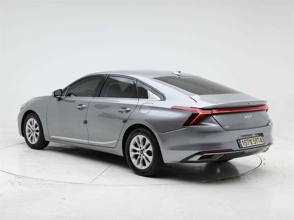 KIA K8 - Vista 4