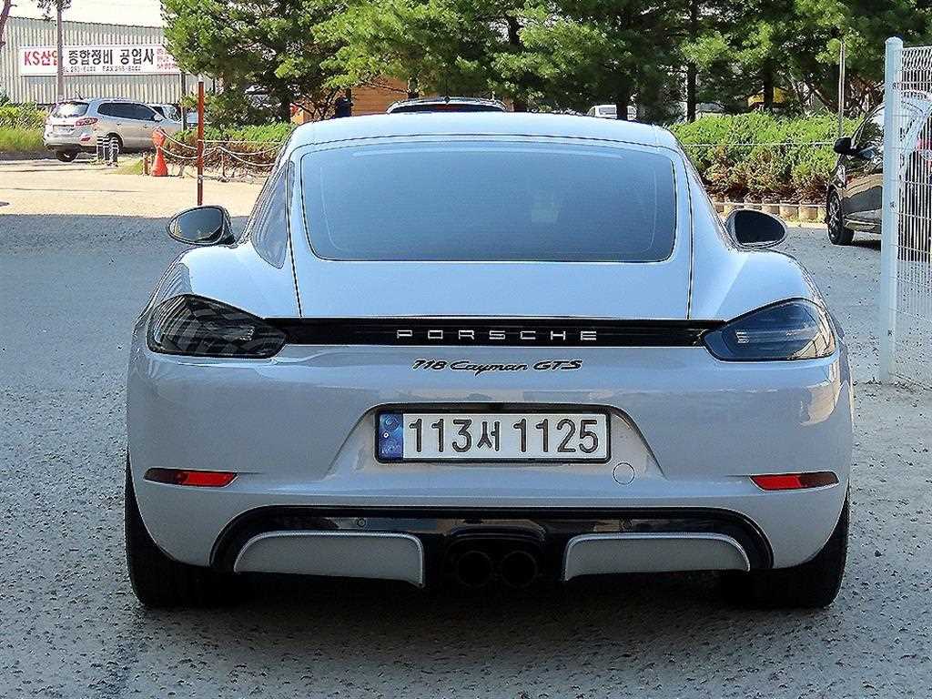 Porsche 718 - Vista 4