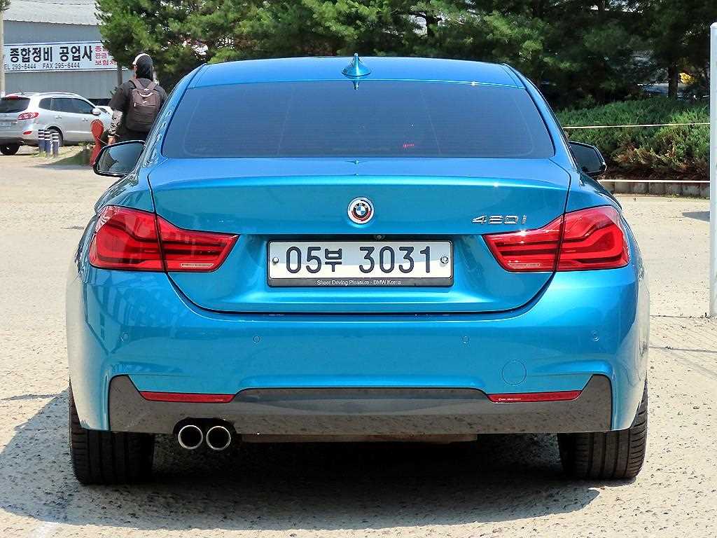 BMW 4 Series - Vista 4