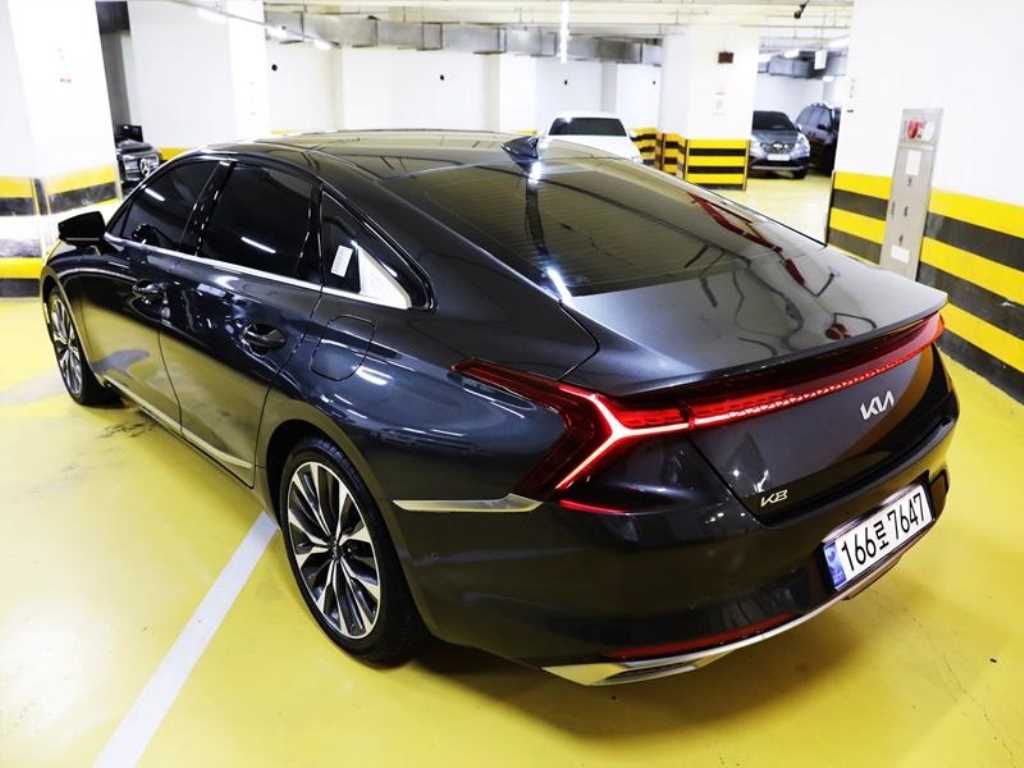 KIA K8 - Vista 4