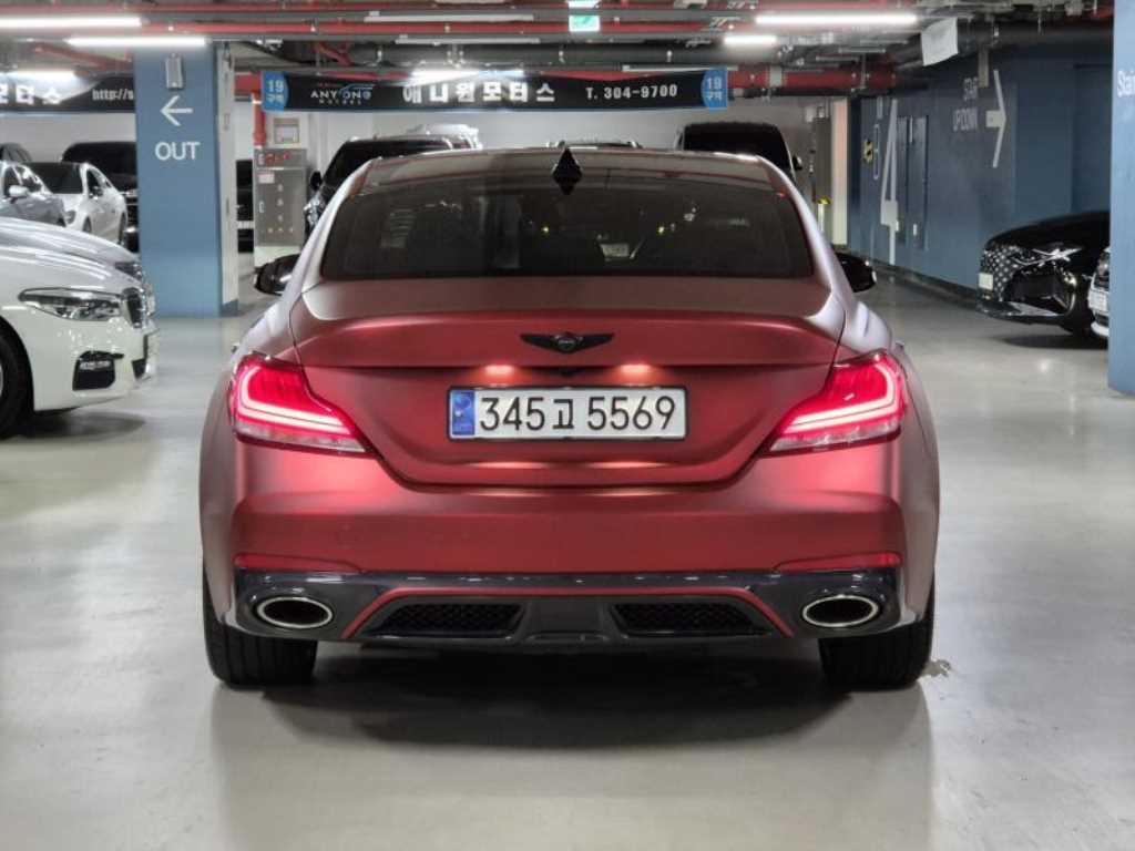 Genesis G70 - Vista 4