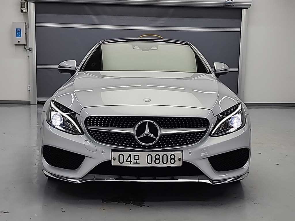 벤츠 C 클래스 C200 쿠페 사진 2/19